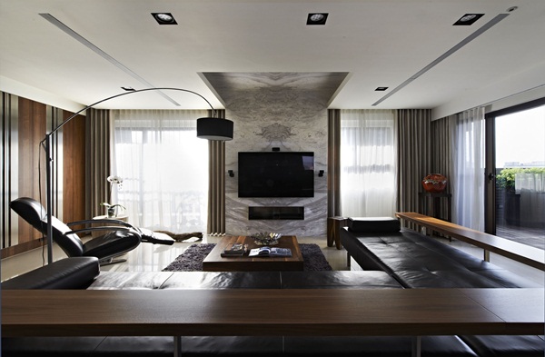 位於新北市新店的精華地帶，近百坪的樓中樓空間，是屋